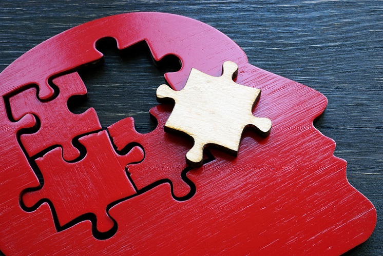 stroke-risk-aging-red-outline-of-human-face-with-puzzle-pieces-for-brain
